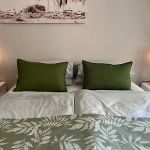  Apartment Design Centre Südafrika